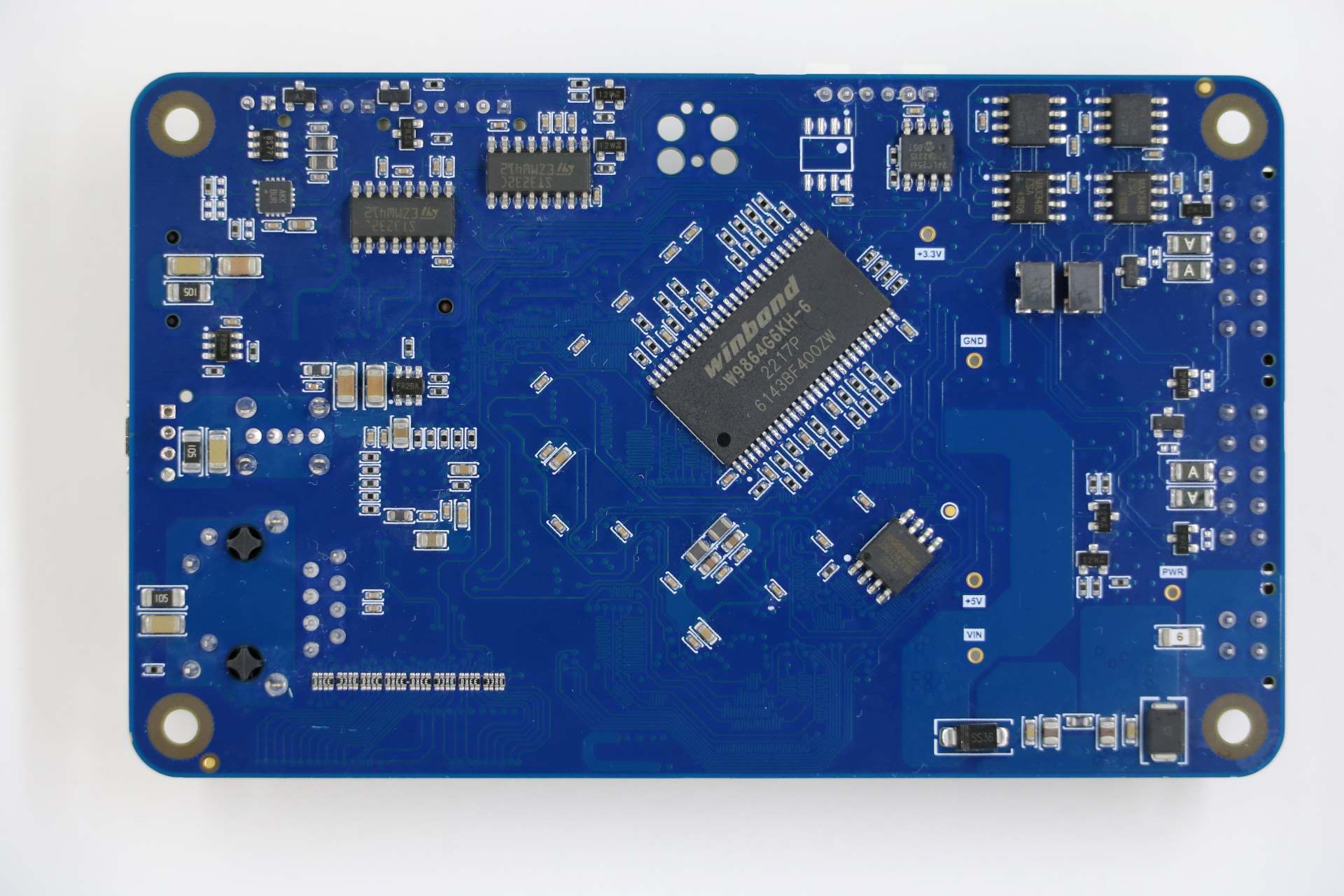 Linum-STM32H753BI bottom view